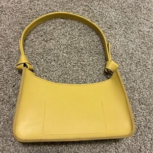 Madewell The Sydney Shoulder Bag in Yellow